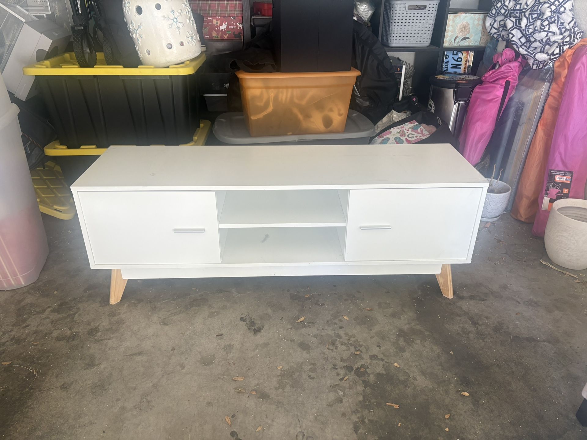 TV stand - 50 Inch 