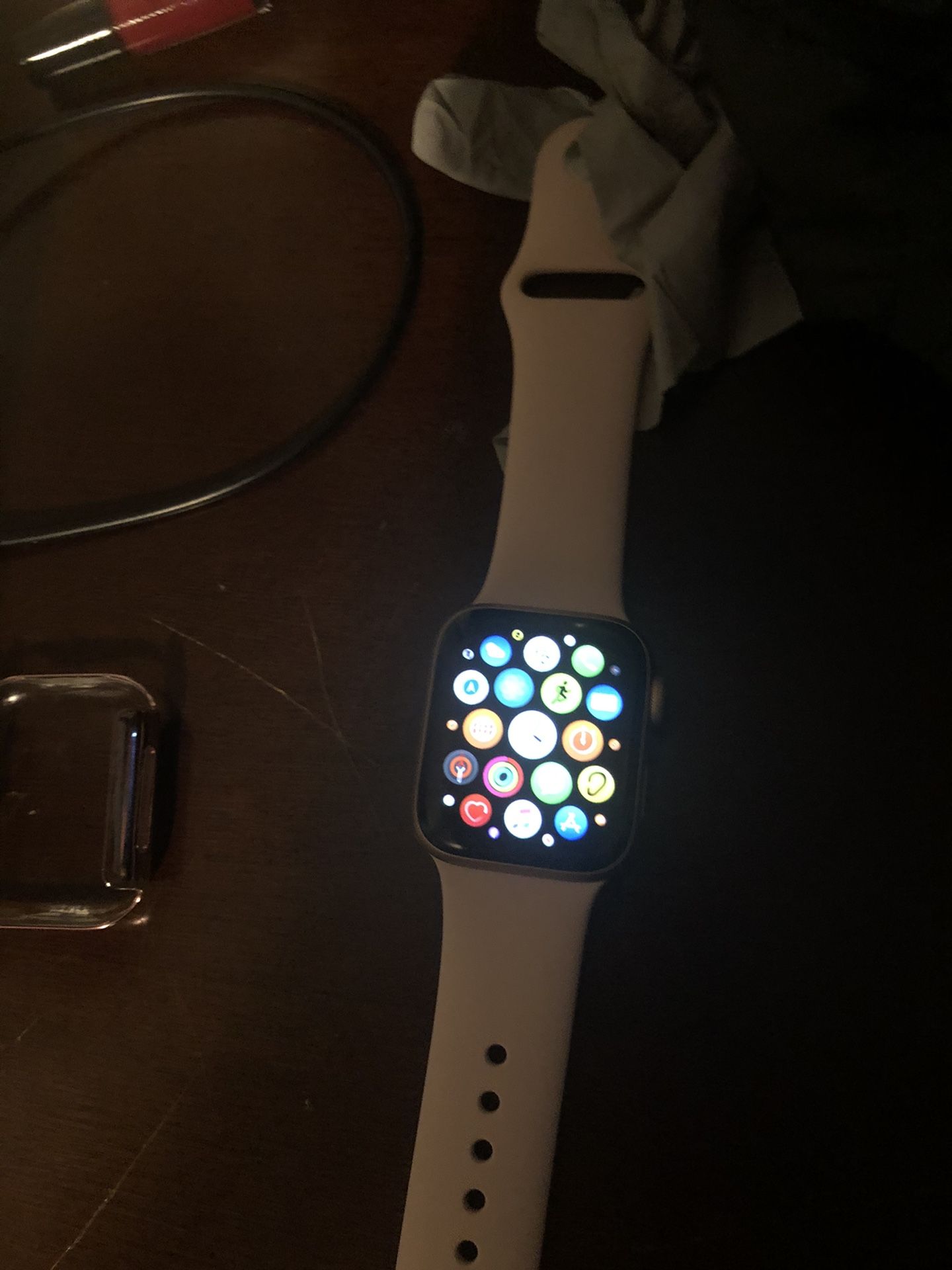 Apple Watch series 5 rose gold 40mm