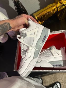 Jordan 4s white Oreo