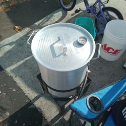 Pot And Bunsin Burner Propane Deep Fryer Turkey 