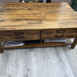 Classic Wood Coffee Table 