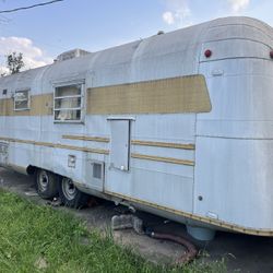 1971 Silver Streak Travel Trailer 