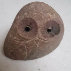 Adorable Stone Owl Paperweight 