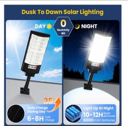 TFKK 4 pack solar street lights