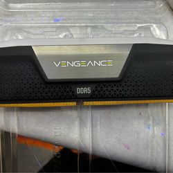 1x16GB DDR5 Corsair Vengeance RGB (6000 36C)