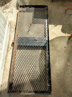 Cargo carrier
