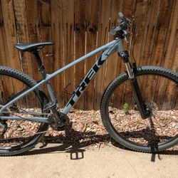 Good Beginner Mountain Bike - 2019 Trek Marlin 7
