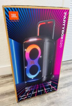 🔥 JBL PARTYBOX 520 - NUEVA EN CAJA SELLADA 🔥 ¿Quieres ser el alma de la fiesta? Esta bestia lo hace todo. SONIDO JBL PRO: Bajos profundos que se sie