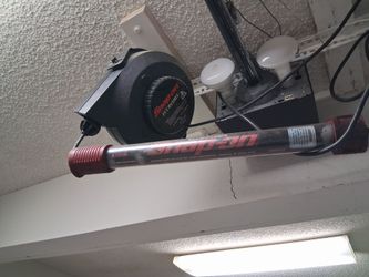 Snap-On 50' Retractable fluorescent light