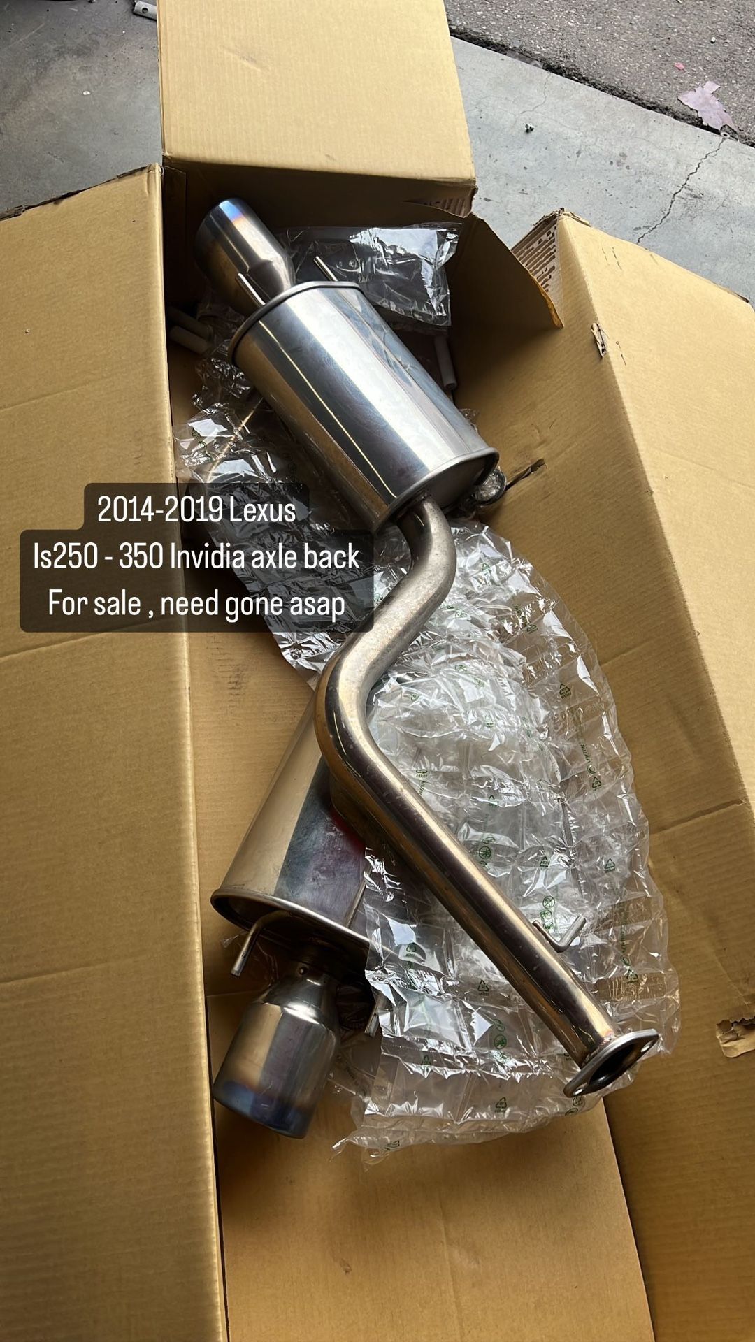 Lexus IS250 IS350 Invidia Axle Back Exhaust