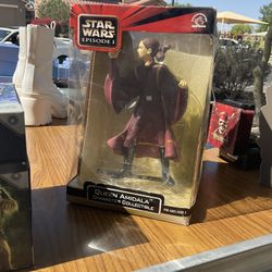 Star Wars Statue 