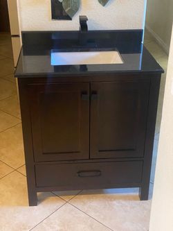 Brand-New 30” Bathroom Vanity With Sink & Faucet