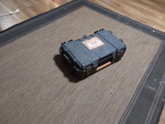 Rigid stackable tool box