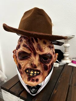 Freddy Mask and Hat