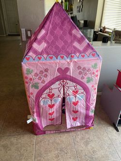 Girls play house