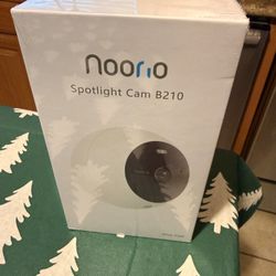 Noorio Wireless Security Camera 2K, Indoor Outdoor Nightvision