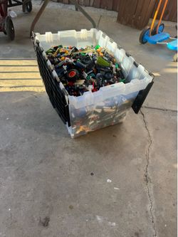 One big 📦 the legos