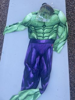 Costume