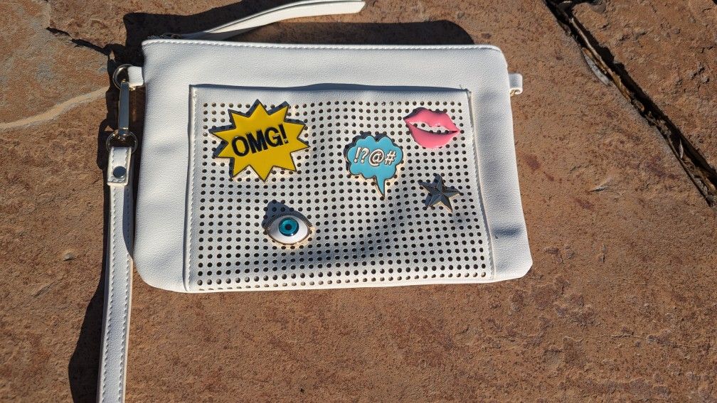 Retro "Pin Collection" wristlet bag. NWOT