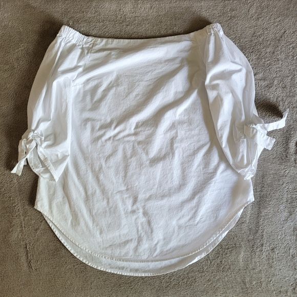 Aritzia Babaton Malik off the shoulder white cotton blouse size XS