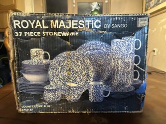Royal Majestic 37 Piece Complete Set