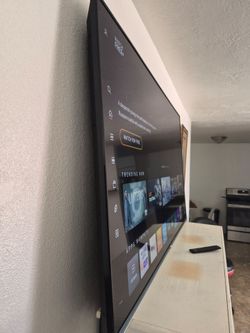 70" Vizio Smart Tv