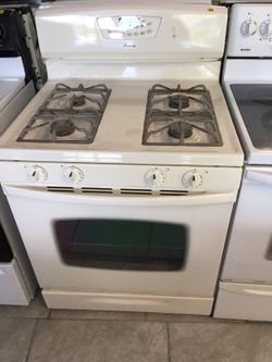 Amana Four Burner/Gas Range