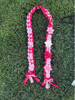 Graduation leis