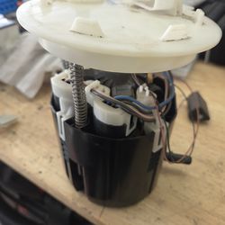 2009-2015 CTS-V LSA Twin Dual Fuel Pump Assembly w/ Sending Unit 1(contact info removed)