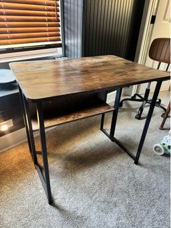 Foldable Desk/Table