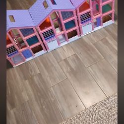 Dollhouses