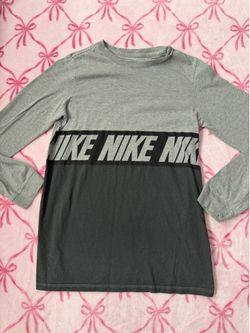 nike longsleeve