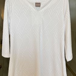 Chico’s Size 1 Textured Split Neck Shirt