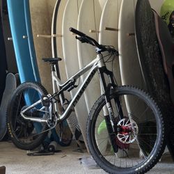 Meta Am V4 Race Eagle Size L