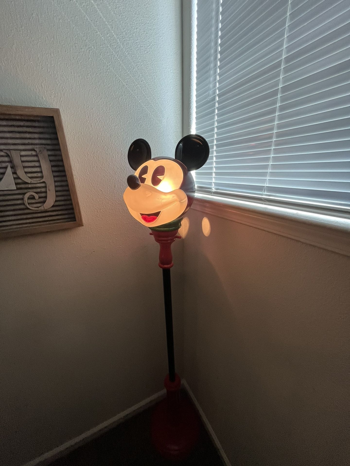 Mickey mouse on sale floor lamp