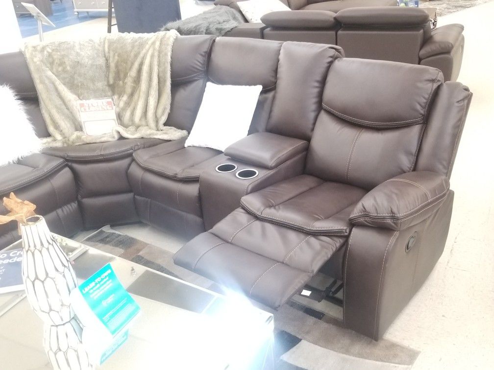 BRAND NEW BROWN SECTIONAL WITH USB IN CONSOLE