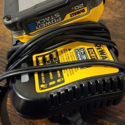 Dewalt power stack battery and charger