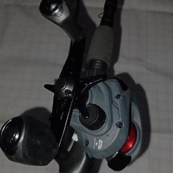 Brand New Baitcaster Combo 6.6'