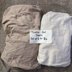 2 toddler fitted bed sheets