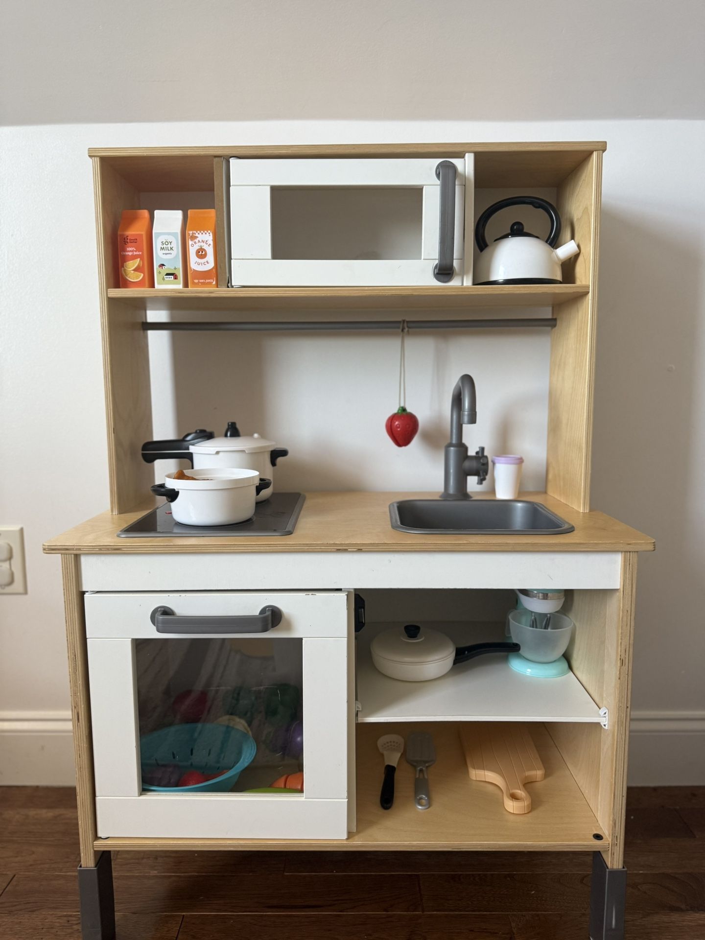 Kids Kitchen