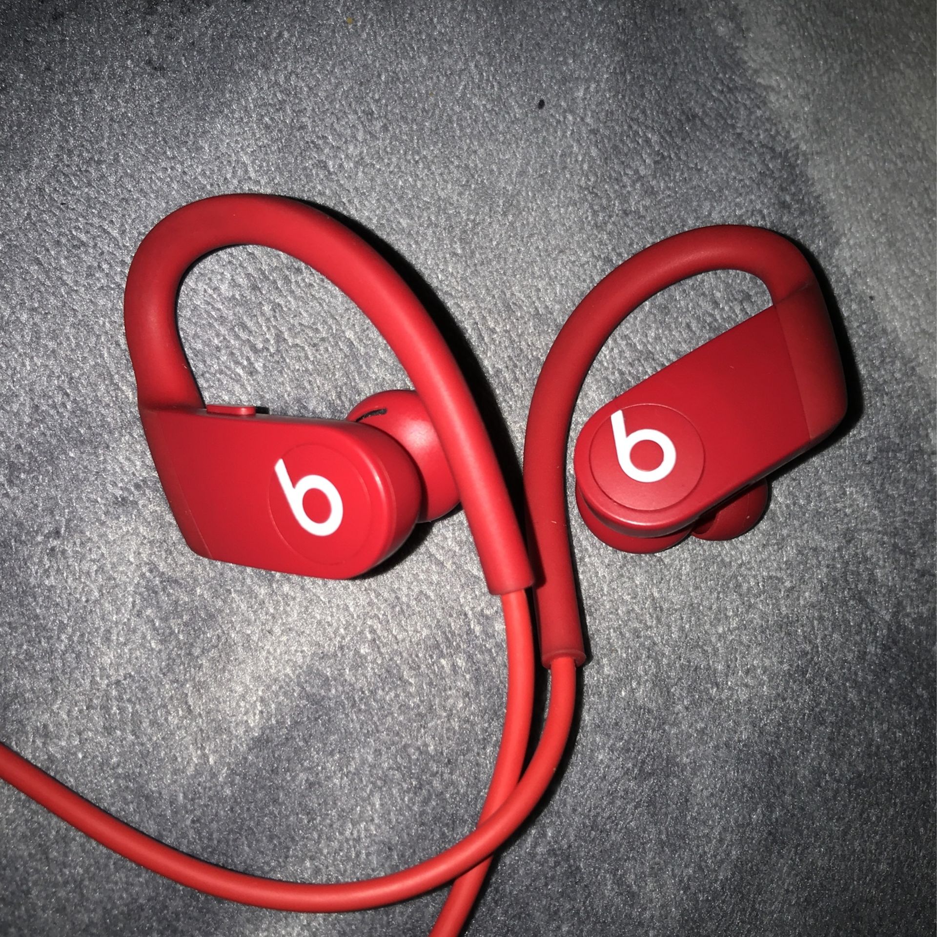 Apple PowerBeats High-Performance