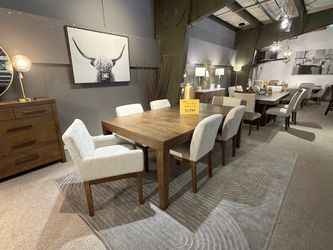 Modern 7-Piece Dining Room Set