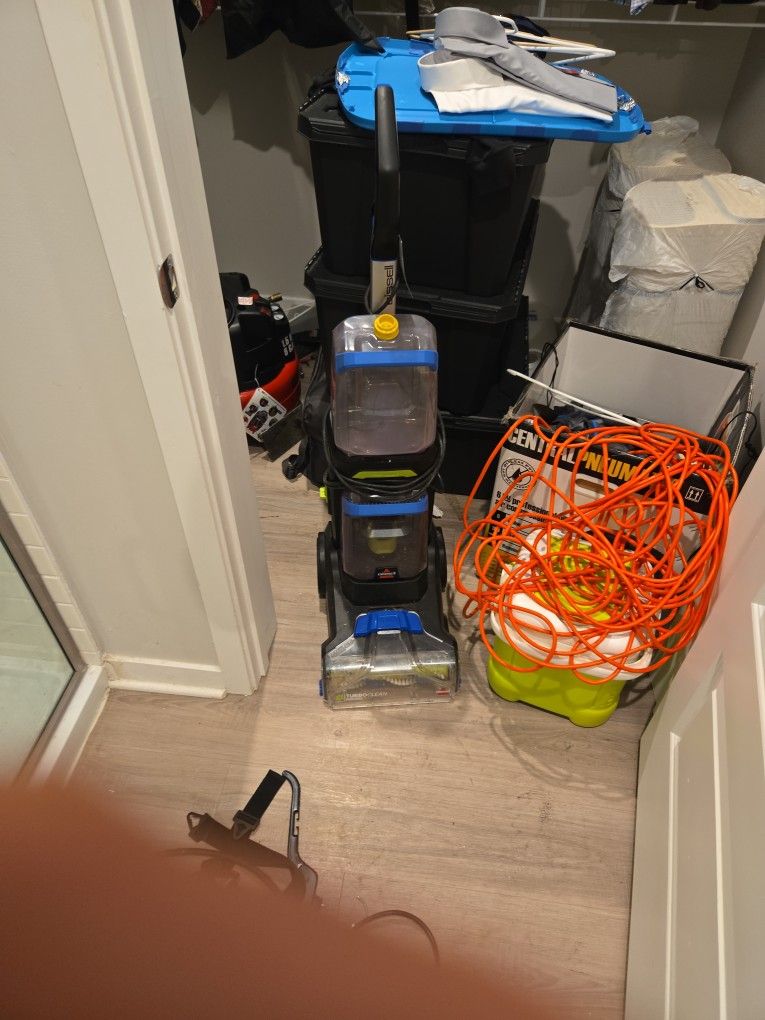 Bissell Carpet Cleaner