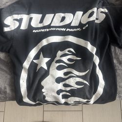 Hellstar t Shirt Size Medium 