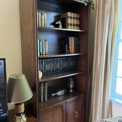 2 Book Cases