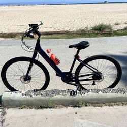 Like-New Small Purple Trek Verve 3 Bike Package