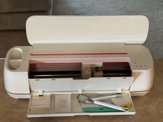 Cricut Maker Cutting Machine with Tools