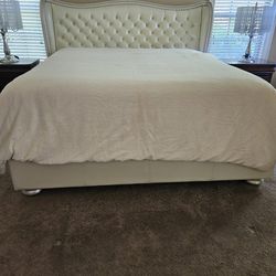 King Bed With Headboard,  Gorgeous, Mattress And Box Springs Available 