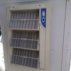 Swamp Cooler Brisa Trabajando Everything Works 