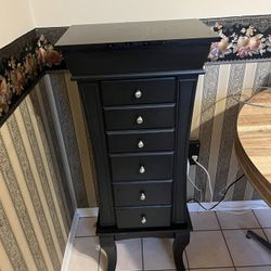 Jewelry Chest